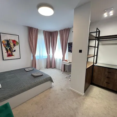 דירה Celestial Stylish 2bdr W Wifi And Work Space