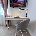 Appartamento Celestial Stylish 2bdr W Wifi And Work Space *