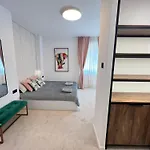 Celestial Stylish 2bdr W Wifi And Work Space * Sofia