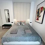 Celestial Stylish 2bdr W Wifi And Work Space Apartment