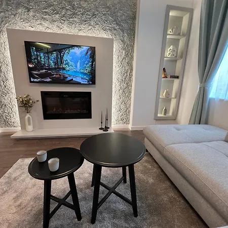 Celestial Stylish 2bdr W Wifi And Work Space Appartement Sofia