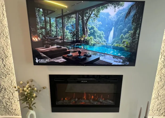 Daire Celestial Stylish 2bdr W Wifi And Work Space Sofya