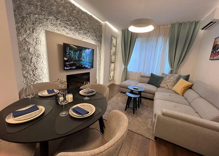 Celestial Stylish 2bdr W Wifi And Work Space Appartamento *