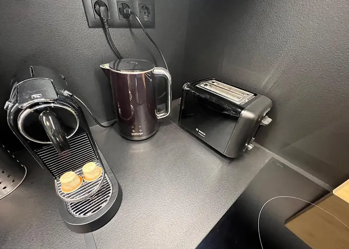 Celestial Stylish 2bdr W Wifi And Work Space Appartamento Sofia