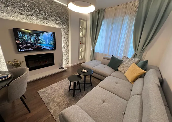 Celestial Stylish 2bdr W Wifi And Work Space Appartamento *