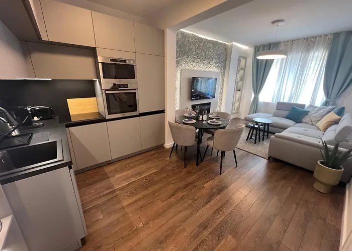 Appartamento Celestial Stylish 2bdr W Wifi And Work Space Sofia