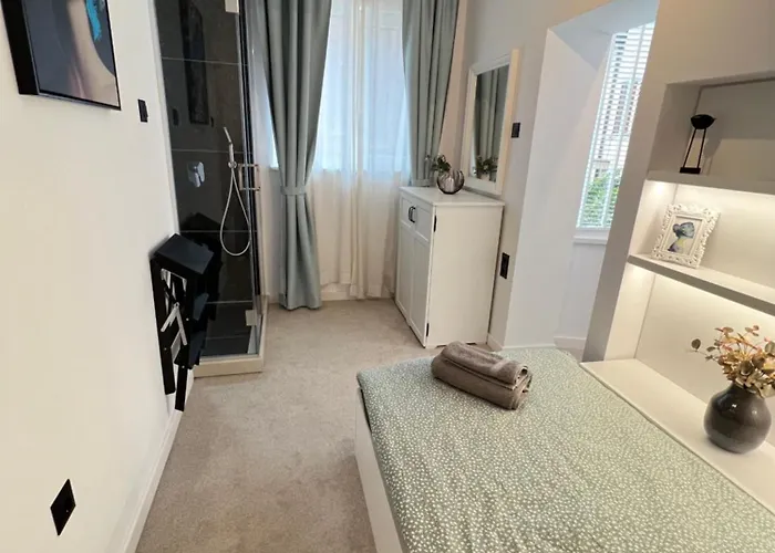 Celestial Stylish 2bdr W Wifi And Work Space Appartamento Sofia